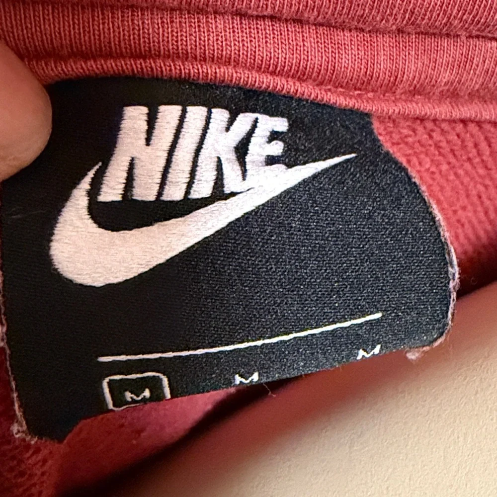 Nike Women’s Funnel Neck Pullover Sweatshirt Size Medium